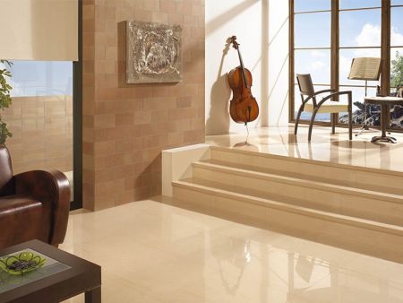 Venatto Polished Treppenstufe Beige Siena 120x32 cm